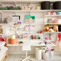 Модульная система полок для детской комнаты