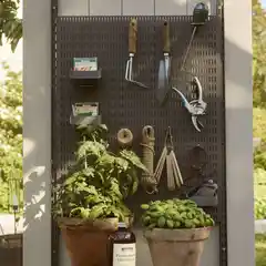 Решение для хранения садовых инструментов