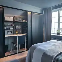 Эффективное решение для хранения в комнате подростка