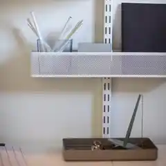 Домашний офис за раздвижными дверями