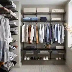 Решение для открытого гардероба с минималистичным дизайном