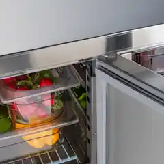 Холодильный стол 3-дверный, агрегат справа, V 417 л