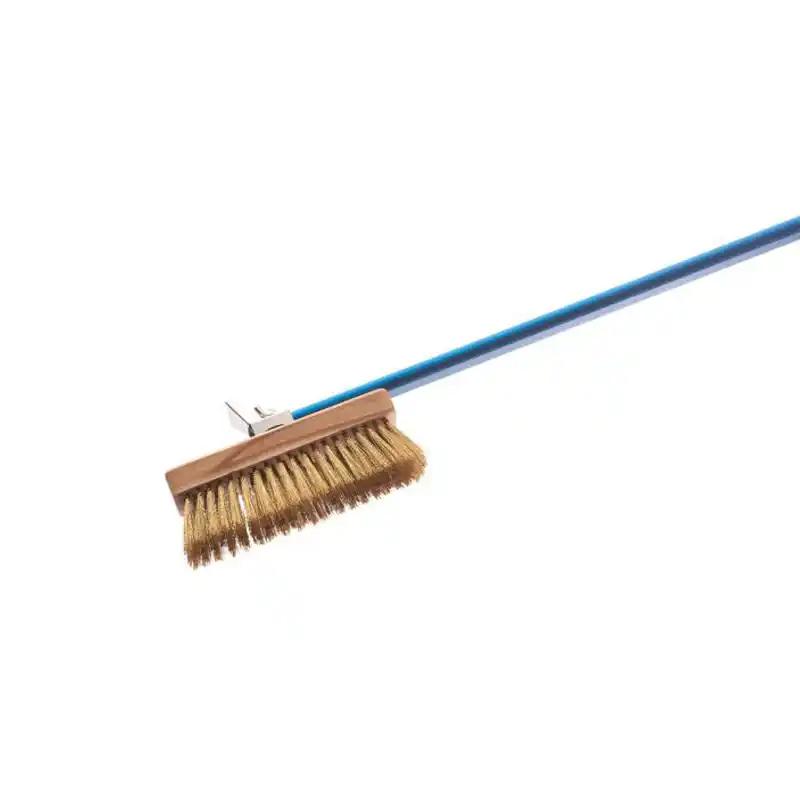 Oven brush with rotating head, brass bristles and handle