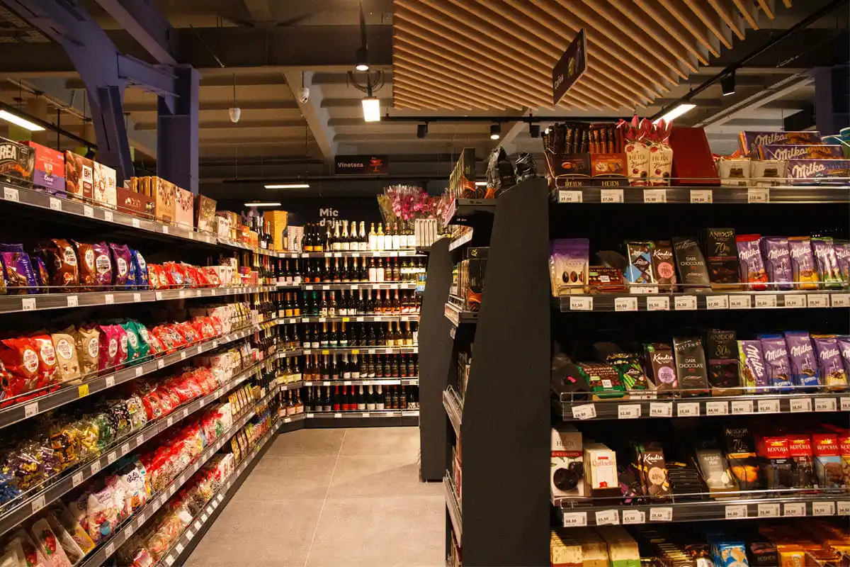 Alvi market, Telecentru