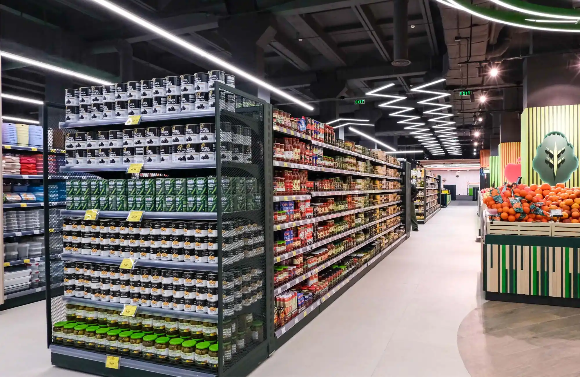 Bonus Superstore, Botanica