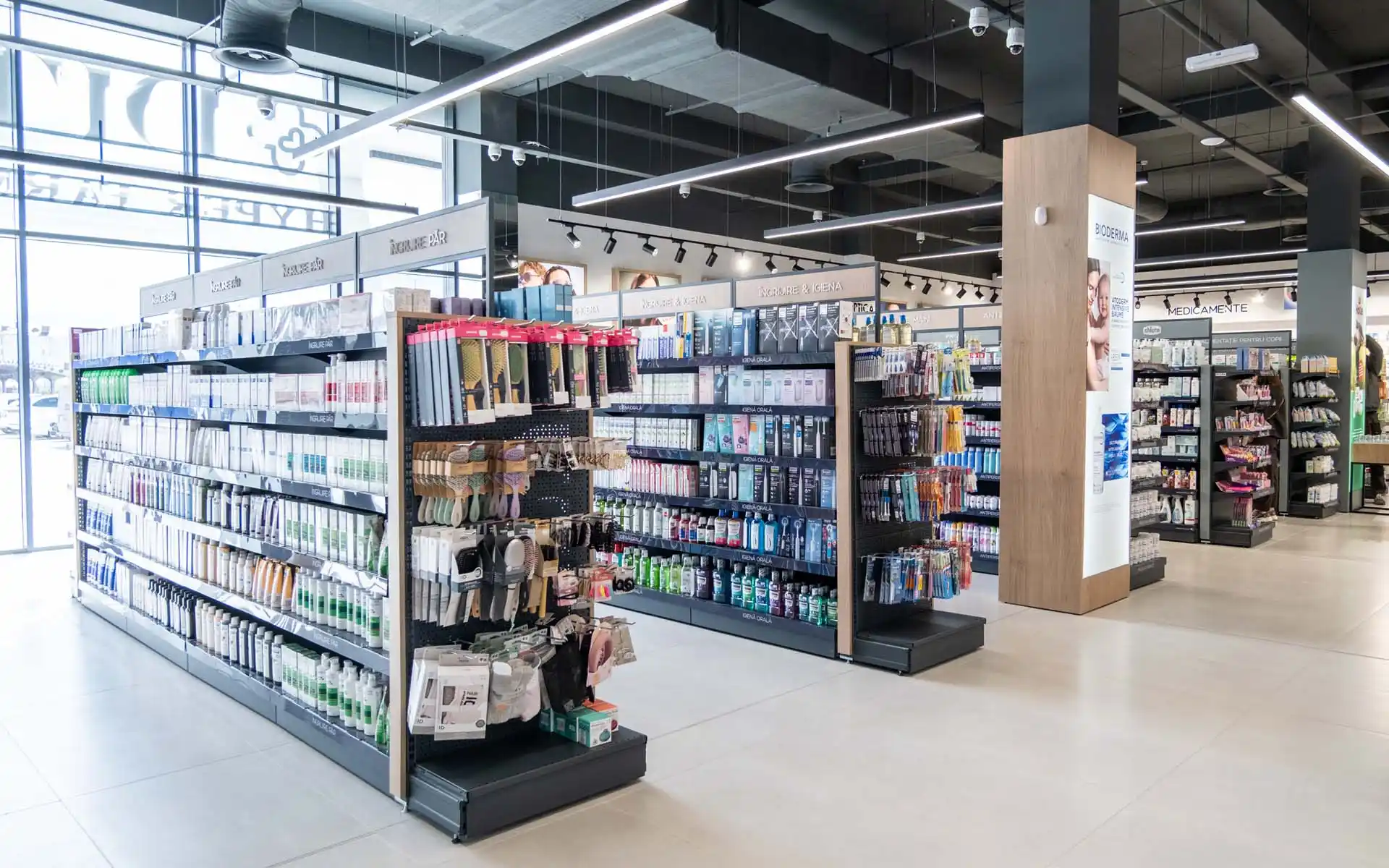 DITA Hyper Farmacie, Bălți