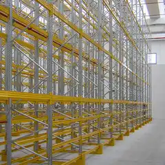 Профессиональная безболтовая система хранения для складов Серия Superbo