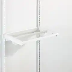 Решение для открытого гардероба с минималистичным дизайном