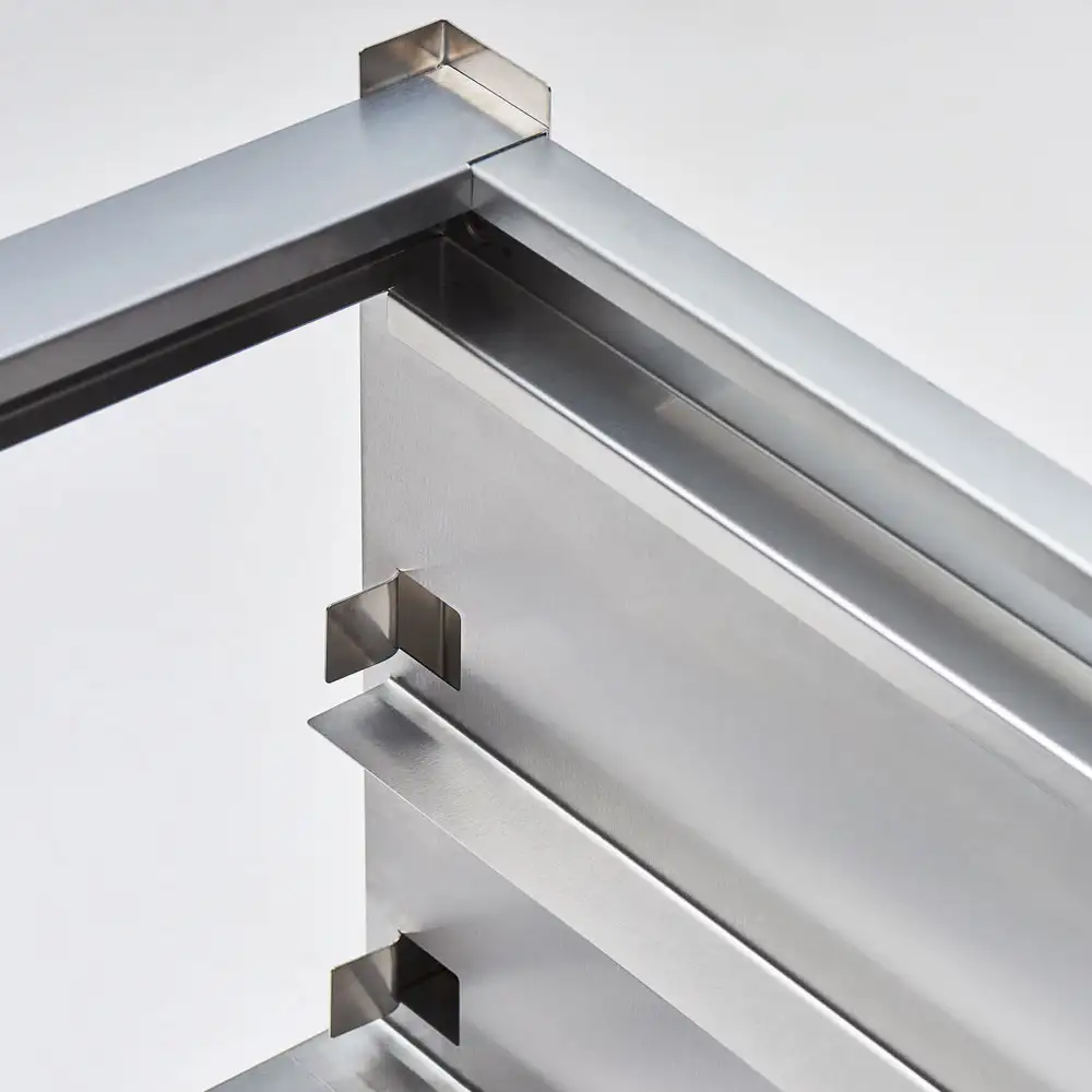 Основание для универсальной посудомоечной машины.