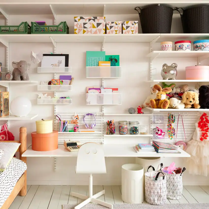 Модульная система полок для детской комнаты