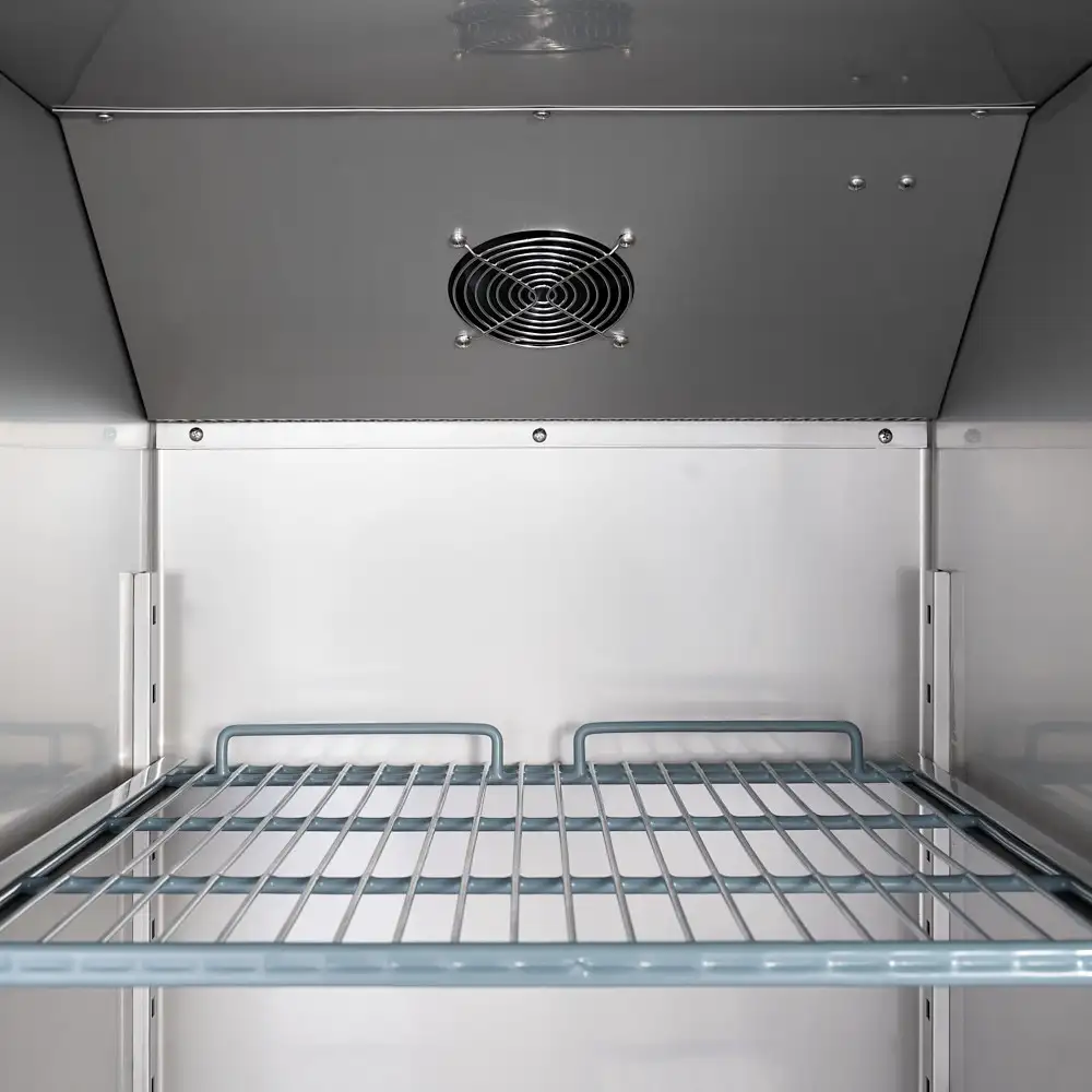 Шкаф холодильный нержавеющий на ножках, GN 2/1, V 600 л Stalgast