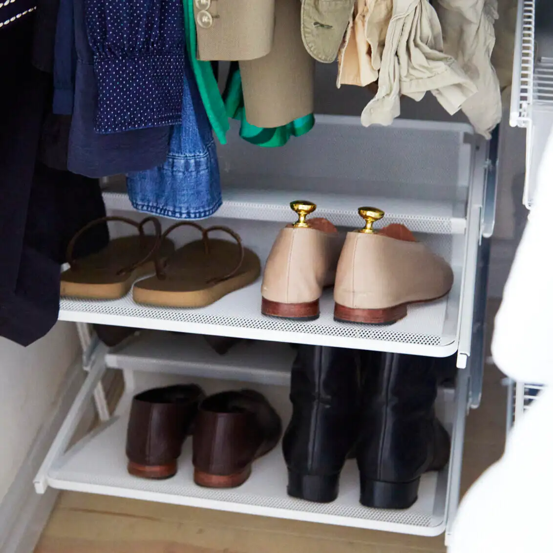 Решение для минималистичных гардеробов в ограниченном пространстве