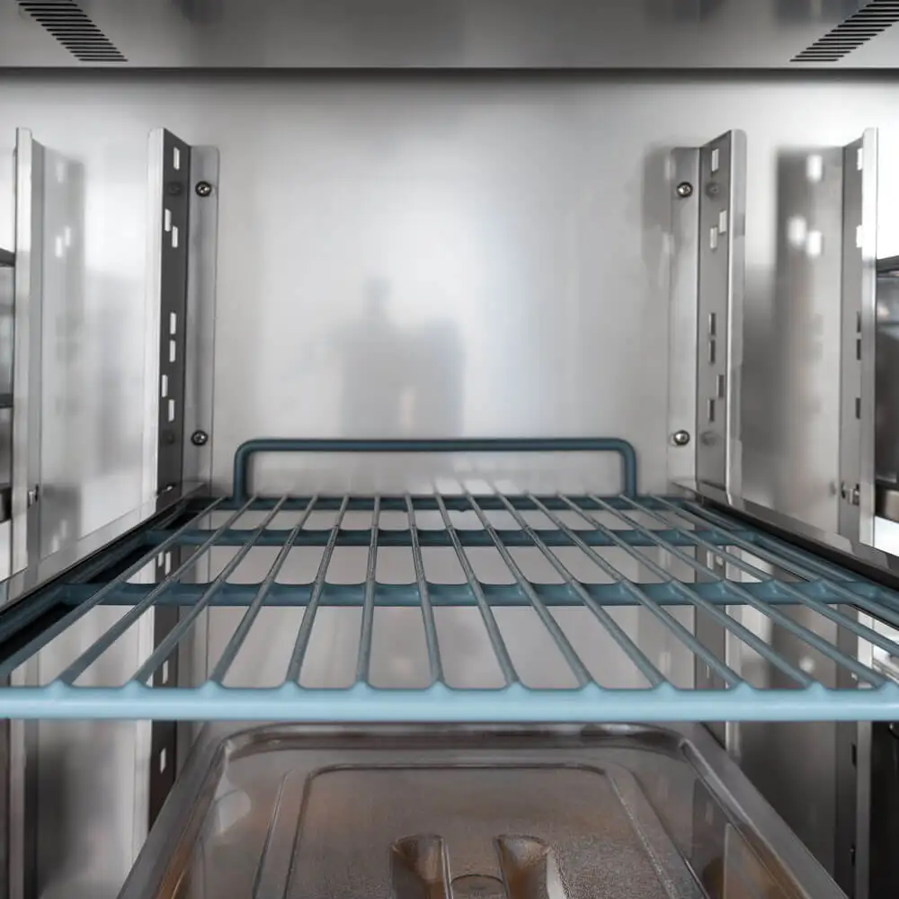 Стол холодильный с бортиком, 3-дверный, V 417 л Stalgast