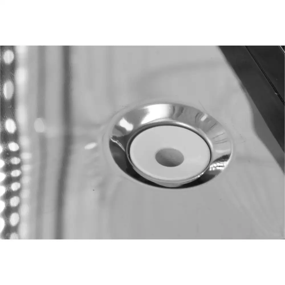 Холодильная витрина, 270 л, 650x650x1500 см