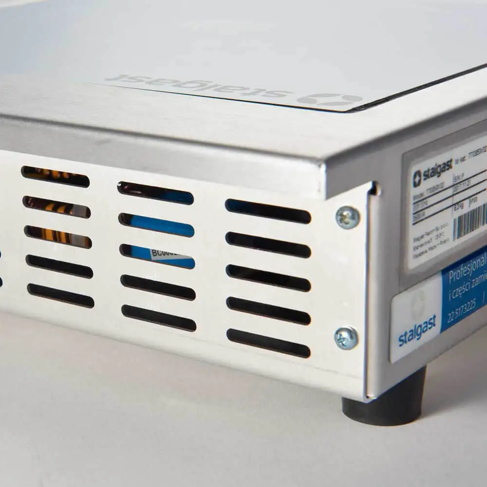 Индукционная плита, P 3,5 кВт, U 230 В