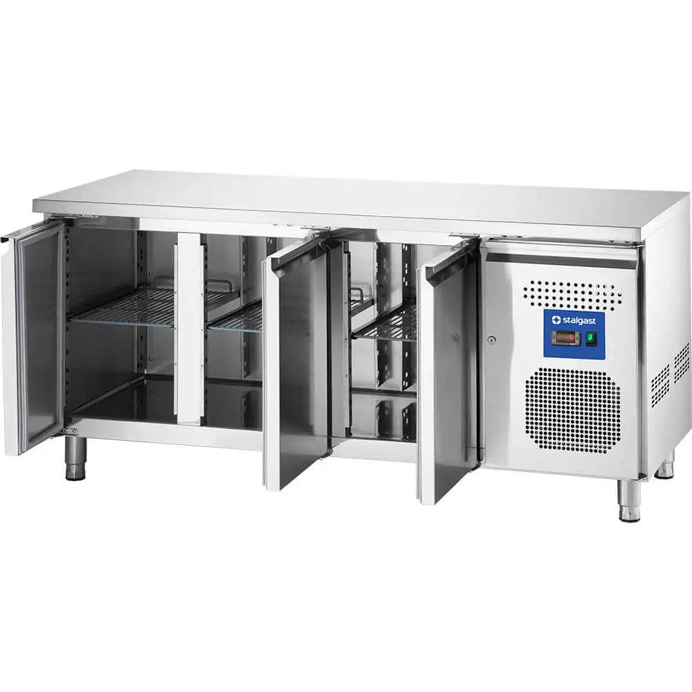 Холодильный стол 3-дверный, агрегат справа, V 417 л