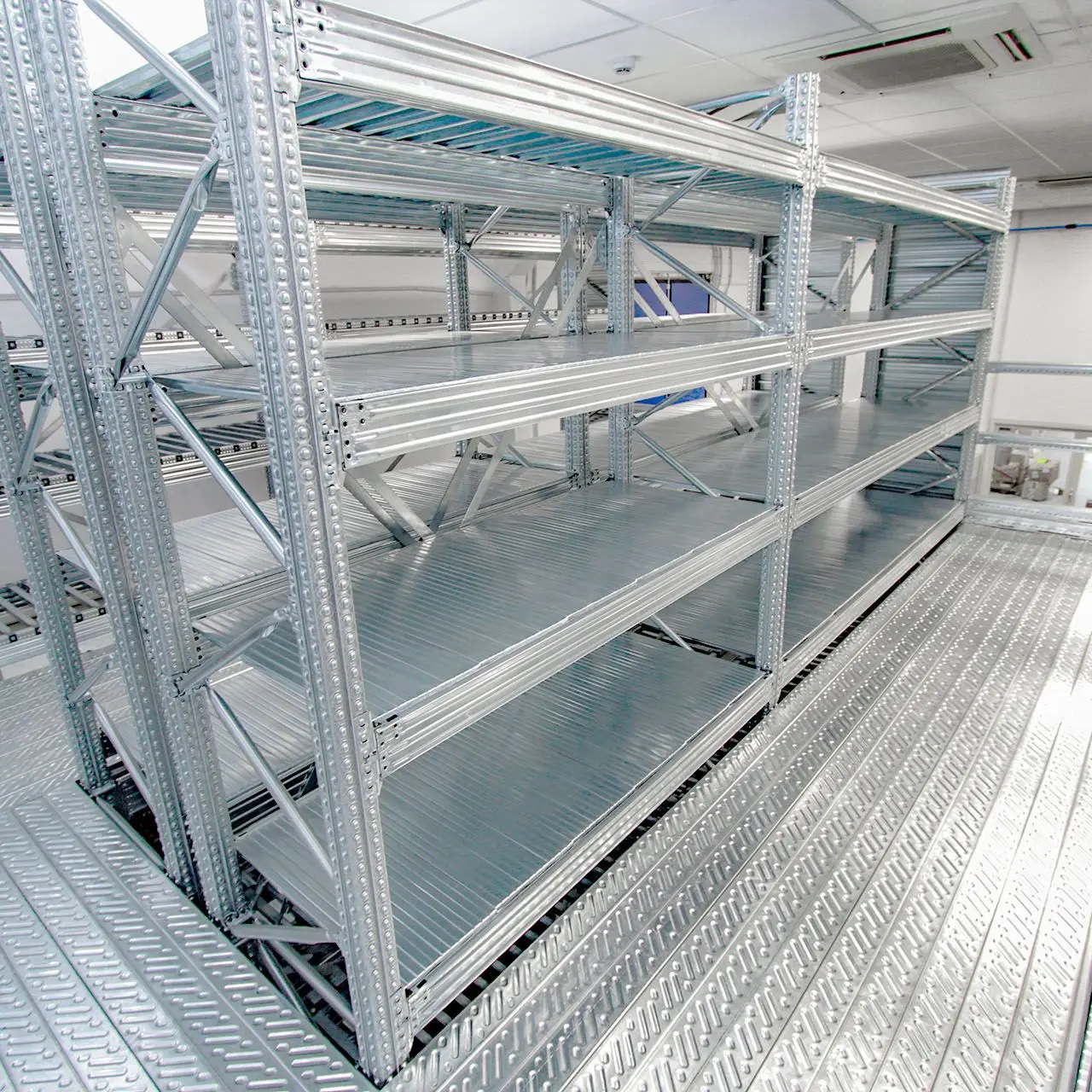 Профессиональная многоуровневая система хранения для складов Серия Walkways & Mezzanines