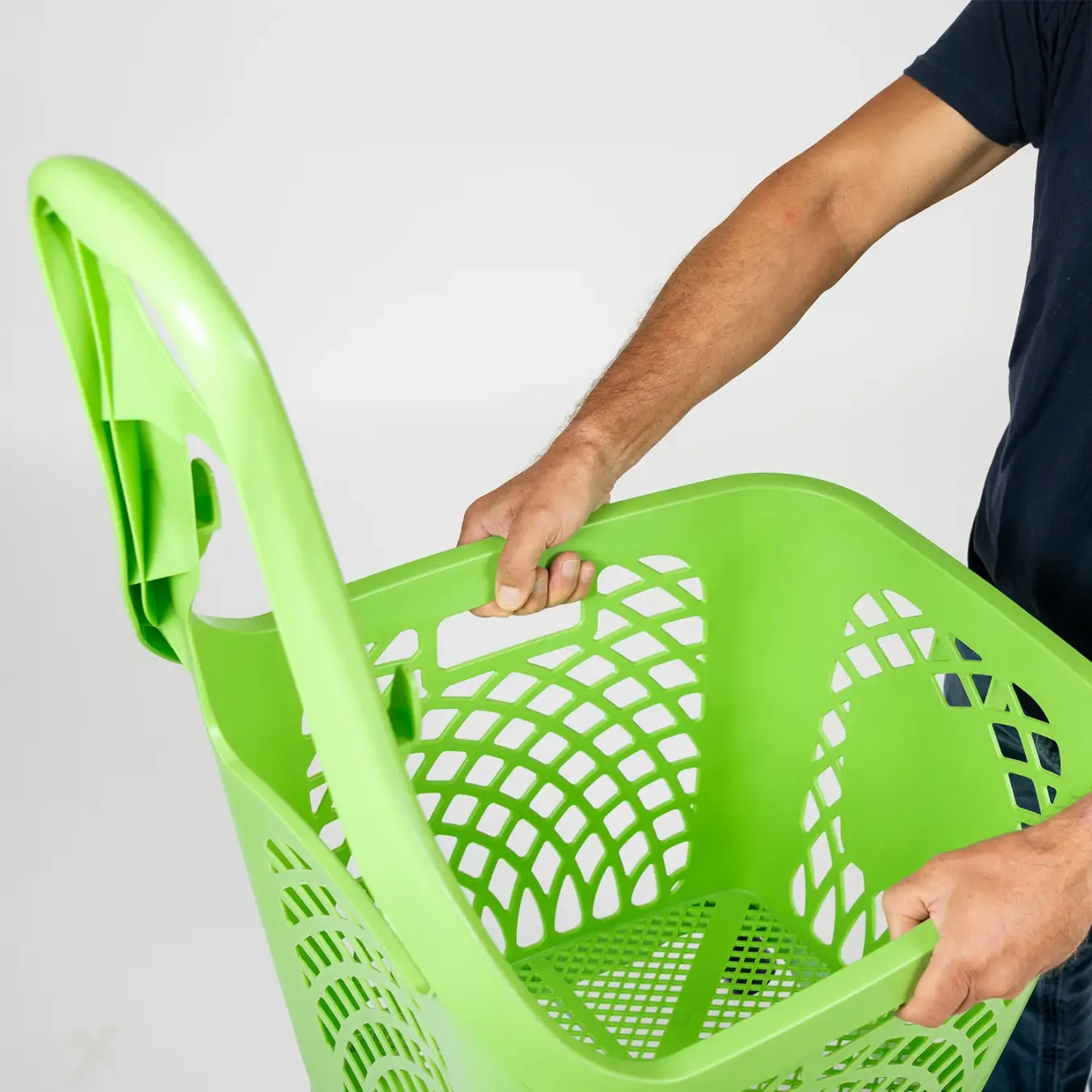 Покупательская корзина Plastimark Maxityko 66 л — насыщенный красный (RAL 3020)